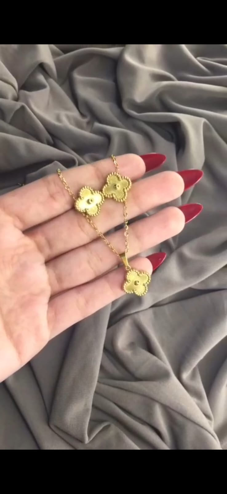 Golden Clover Pendant Necklace