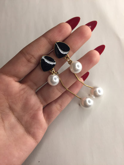 Elegant Black & Gold Pearl Drop Earrings