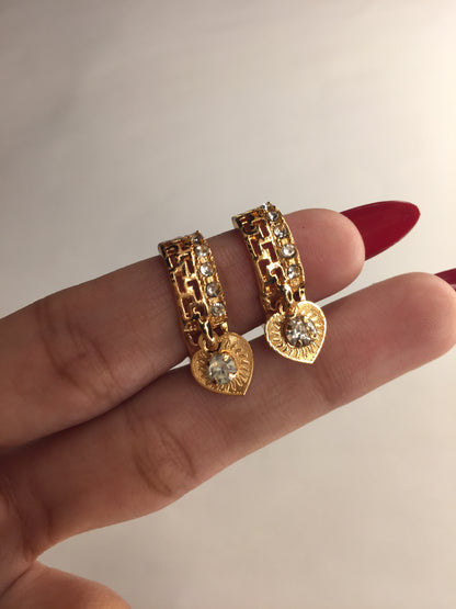 🌟 Elegant Gold-Plated Crystal Drop Earrings 🌟