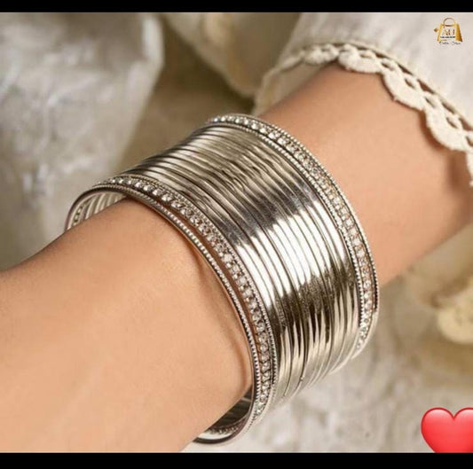 Indian Choori Set 🤍