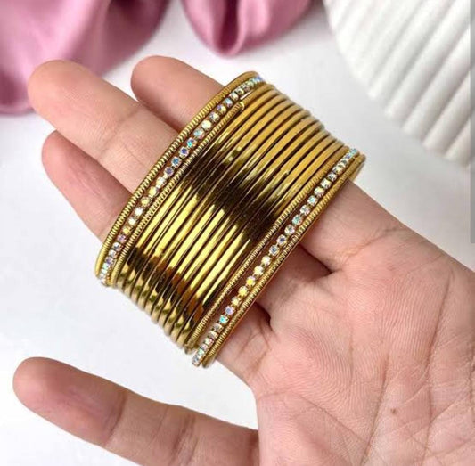 Indian Choori Set 🤍